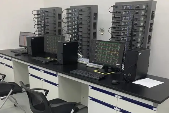 多量電池測試系統.png 多量電池測試系統.png